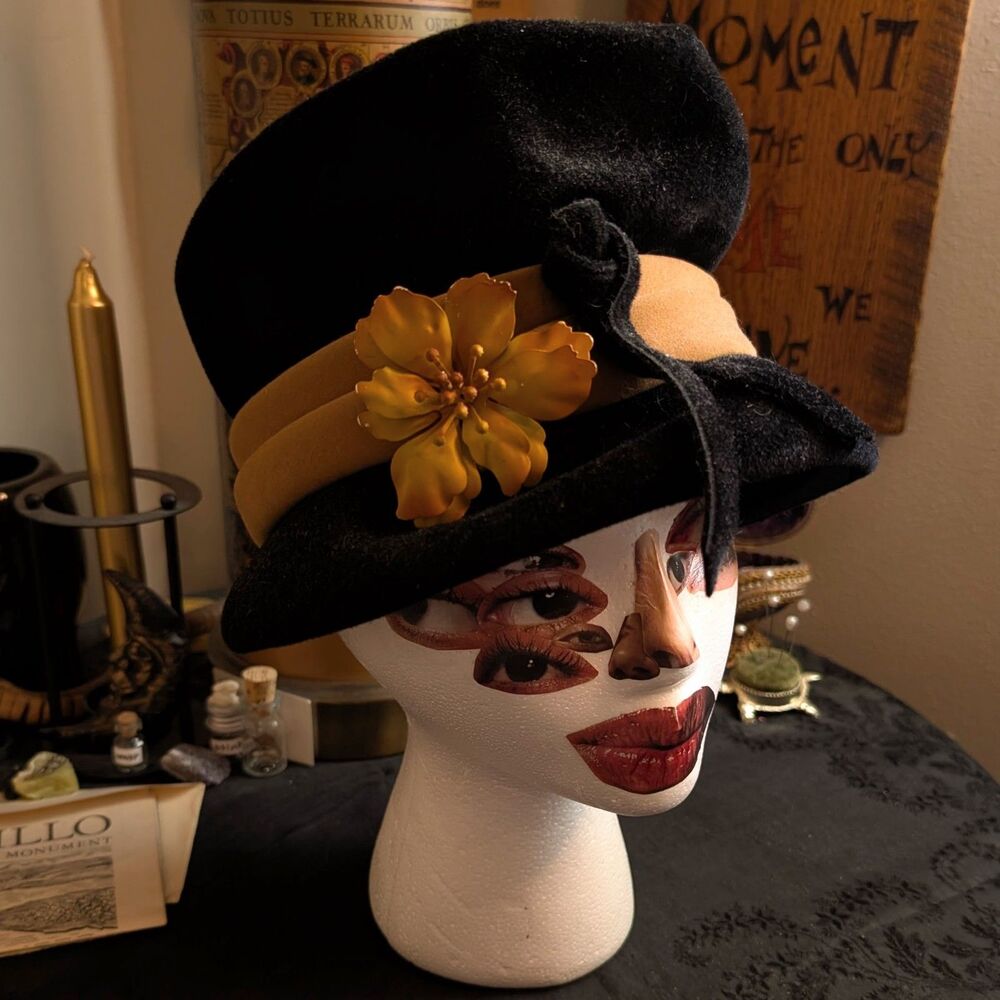 Antique Velvet Cloche Hat Women's Black Gold Ribbon Floral Flower Brooch